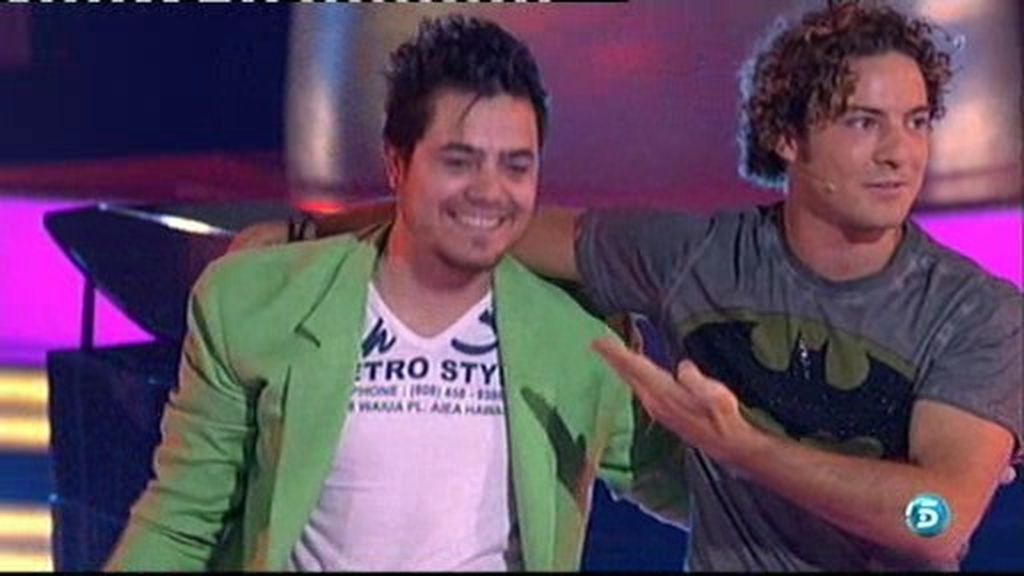 La comentadísima camiseta de Bisbal con el emblema de 'Batman'
