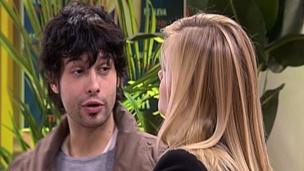 Ángel, el hijo secreto de Alicia
