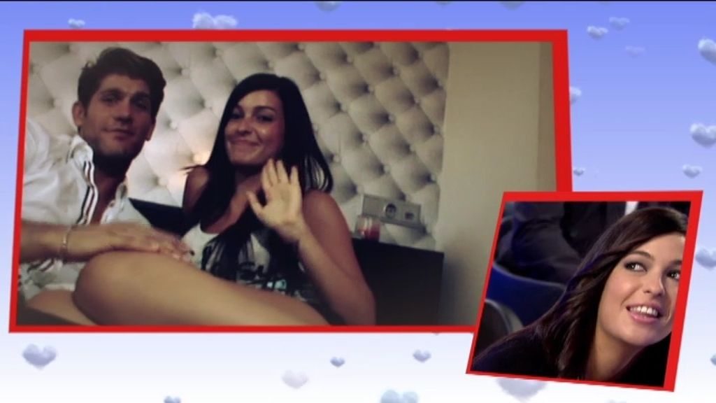 Cena romántica, brindis y velas