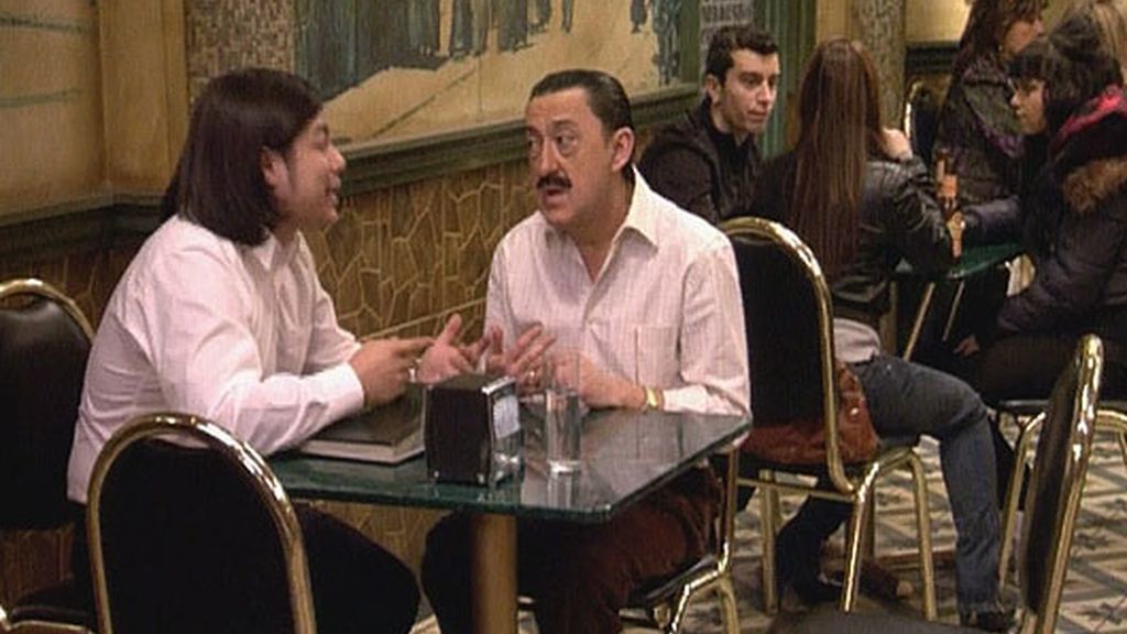 Mauricio, objeto de burla en el barrio