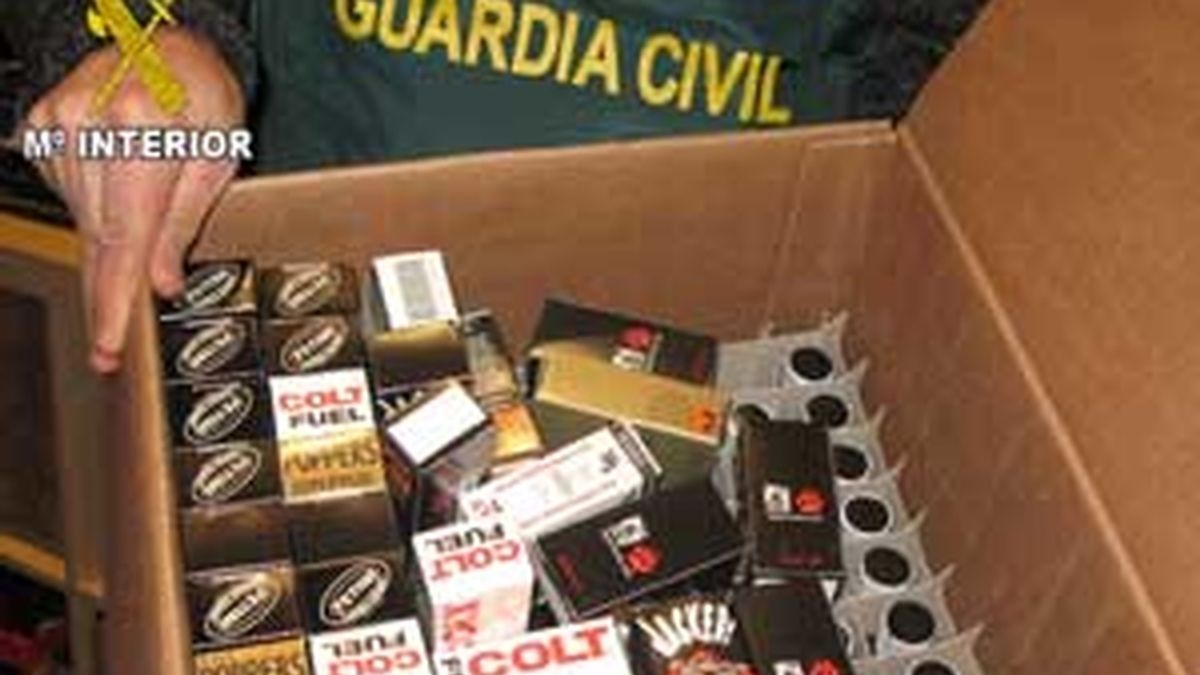 La Guardia Civil inició la operación en noviembre de 2008 y ahora se ha saldado con dos detenidos. Vídeo: ATLAS