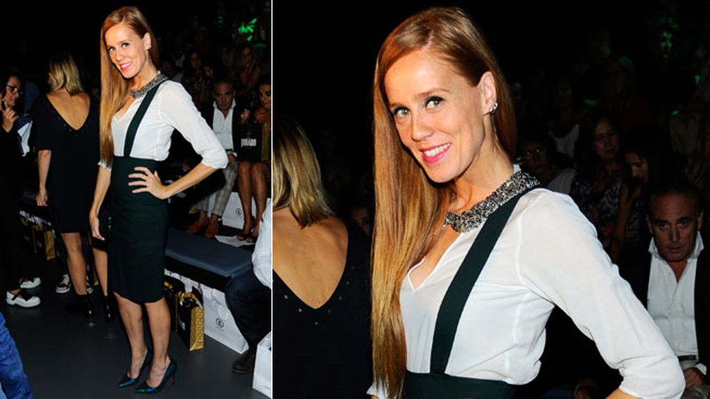 María Castro con falda lápiz en Ion Fiz