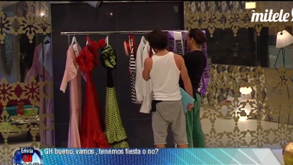 Las sevillanas no faltaron en la fiesta