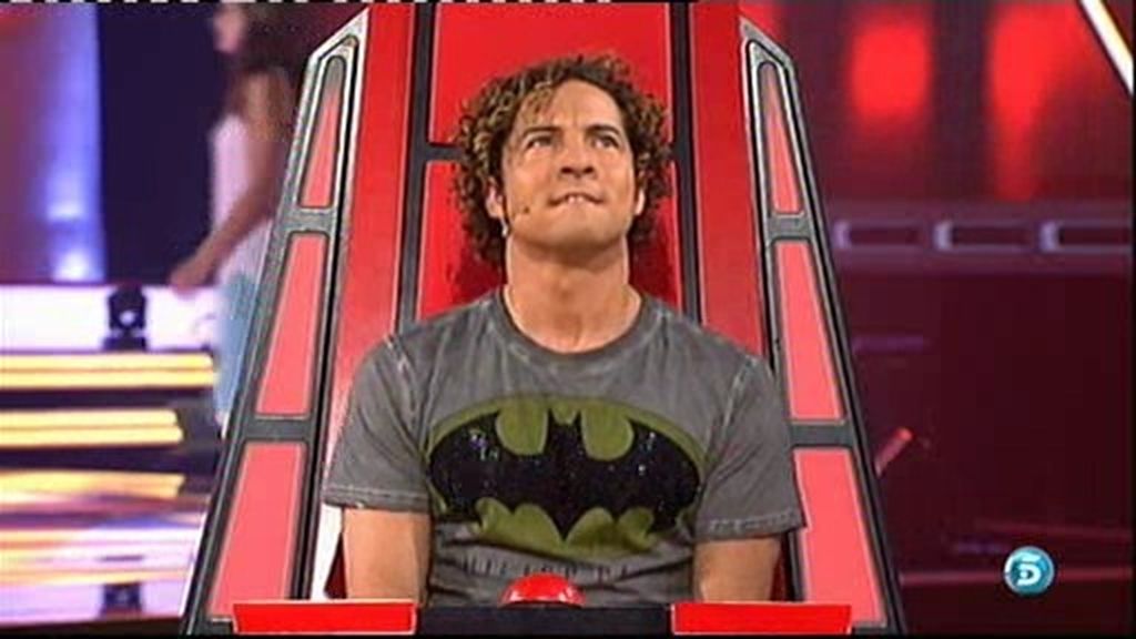 La comentadísima camiseta de Bisbal con el emblema de 'Batman'