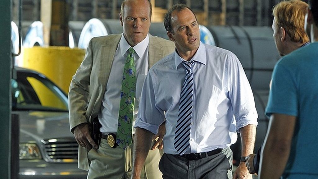 Nueva C.S.I Miami: 'El arrepentimiento del asesino' T10xP04