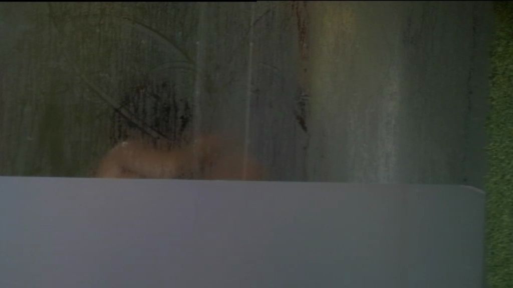 ¿Habrá zanjado Aless sus dudas hacia Noe con esta apasionada ducha?