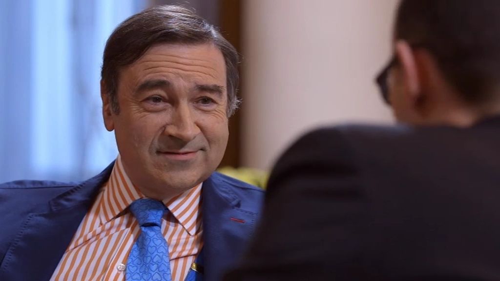 Pedro J. Ramírez, gesto a gesto sobre el chester