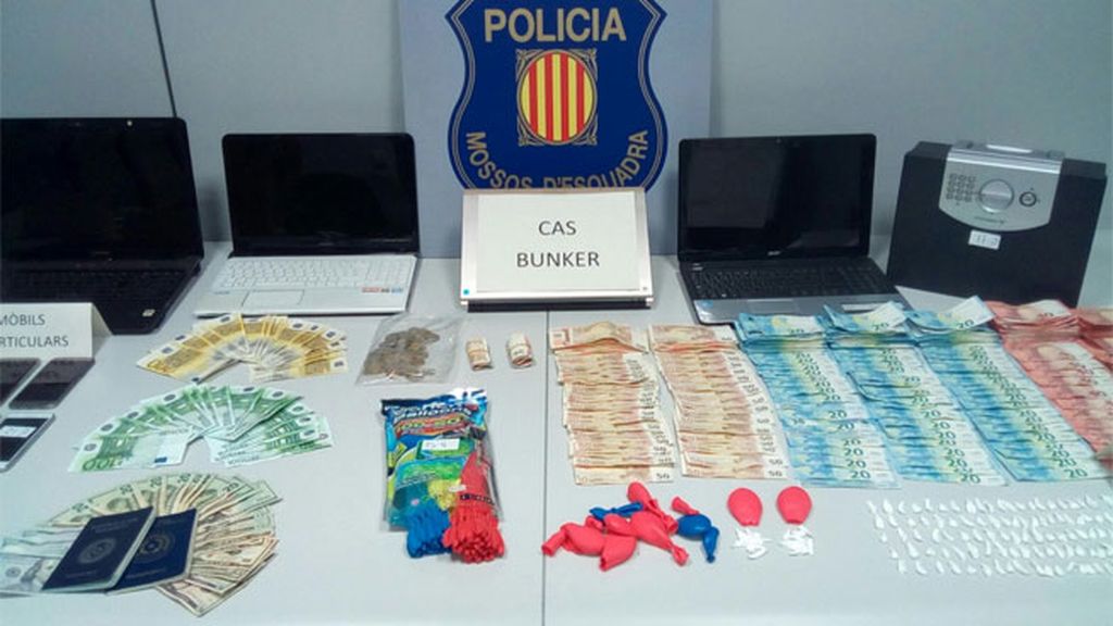 Encuentran cocaína dentro de un globo infantil en un piso de Badalona