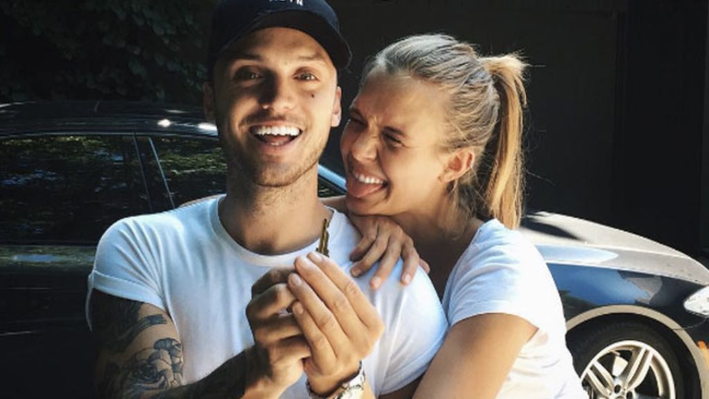 Josephine Skriver, un ángel danés con un novio muy rockero