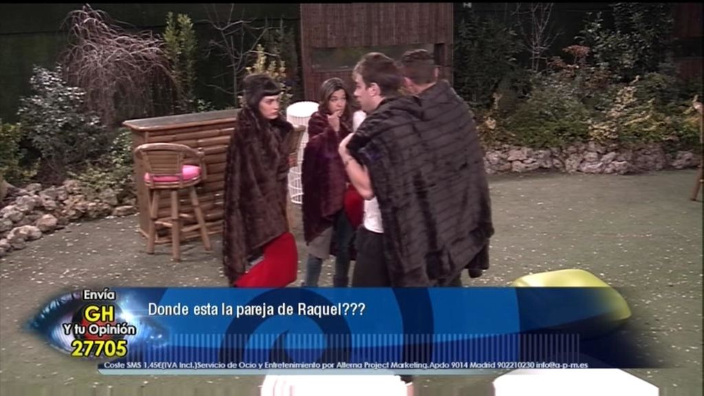 Sólo podrán separarse para ir al baño y al confesionario