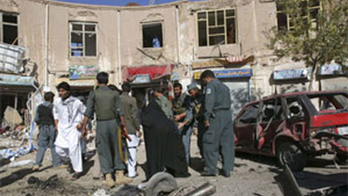 Imagen de uno de los peores atentados registrados en Afganistán, donde murieron 90 personas. Foto: EFE.
