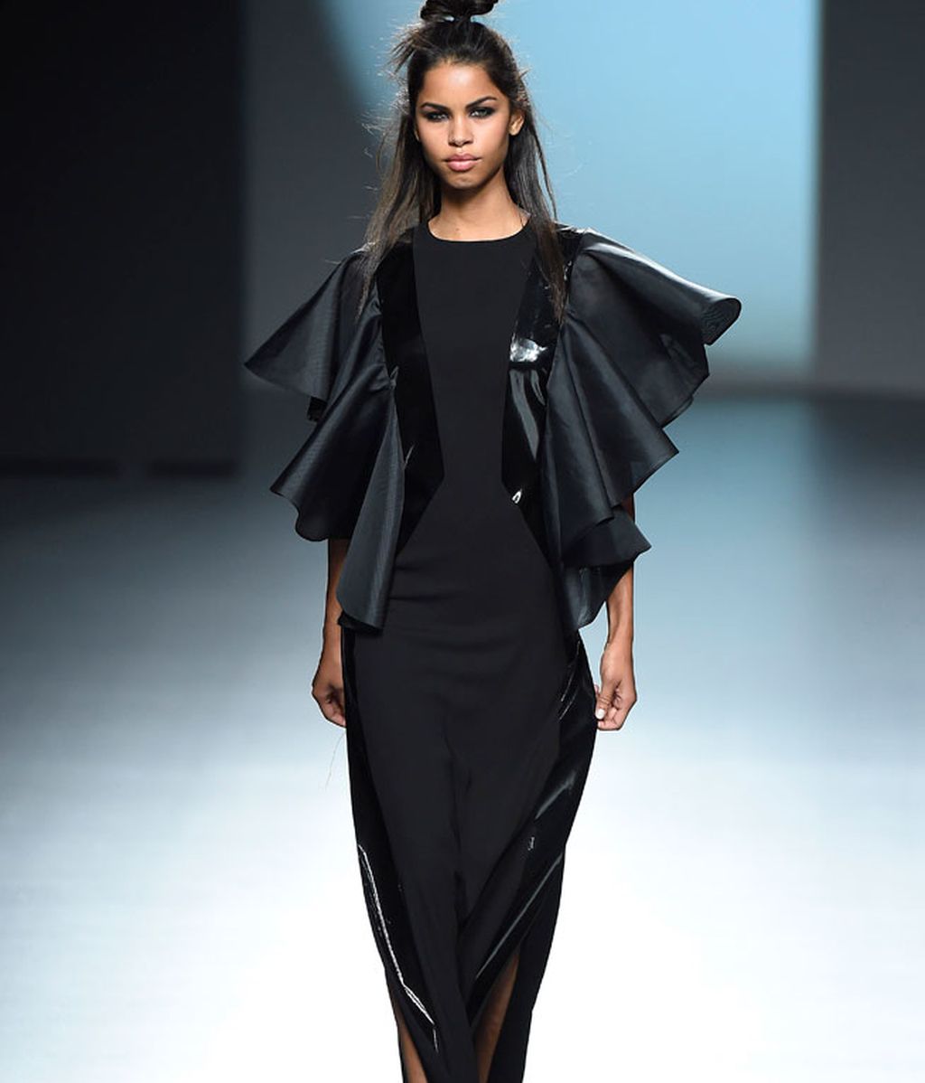 Líneas depuradas y costura artesanal