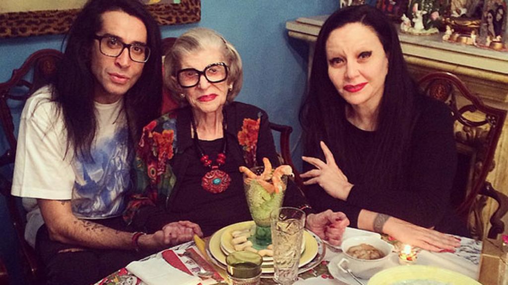Alaska da “el pistoletazo de salida, a las 48 horas de comer sin parar”
