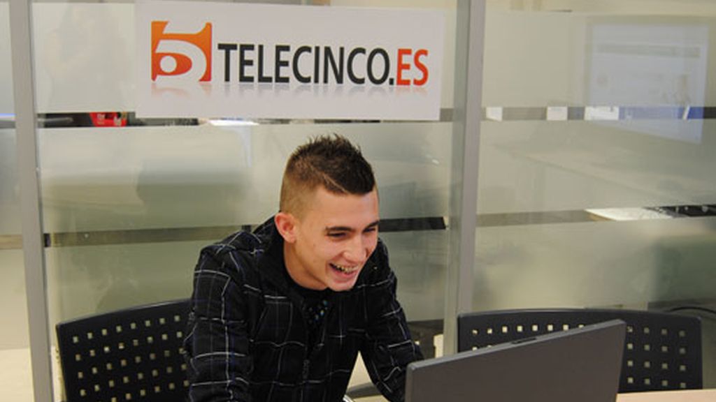 Adrián Gordillo visita telecinco.es