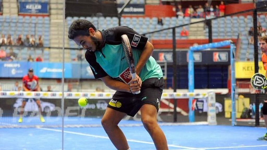 Elías Estrella, jugador de pádel argentino