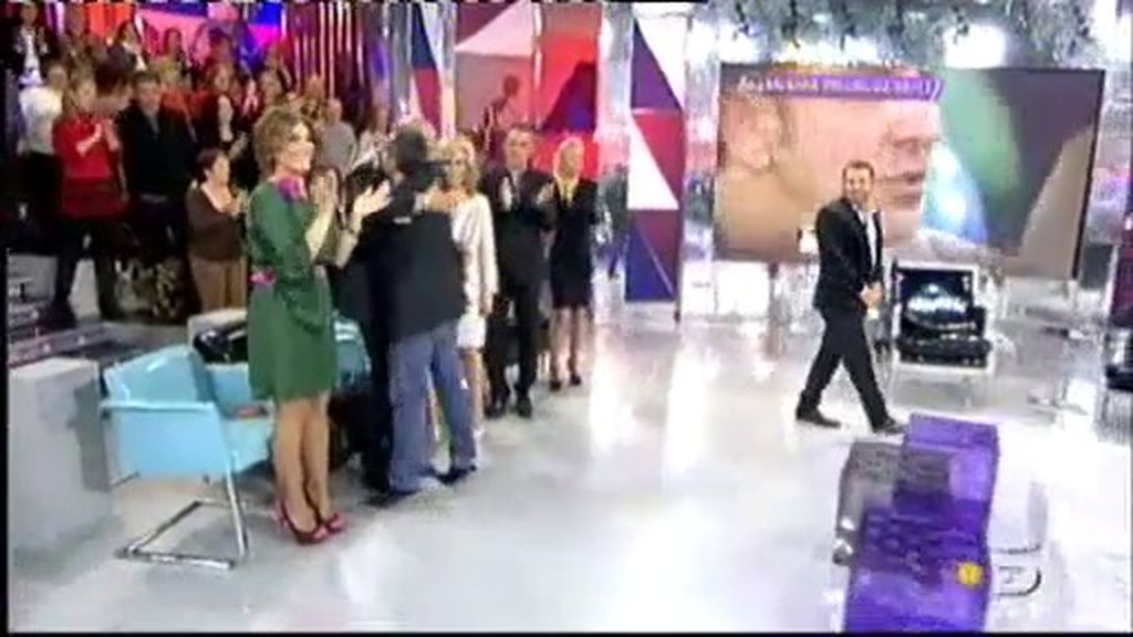 Víctor Sandoval vuelve a 'Sálvame Deluxe'