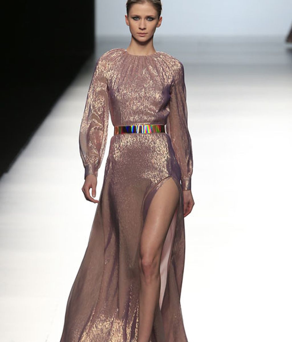 Sofisticación y elegancia en azules, rosas y burdeos