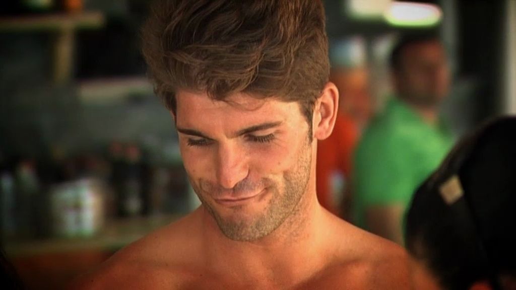 Graci se enfada porque Rubén las ha estado besando a las dos