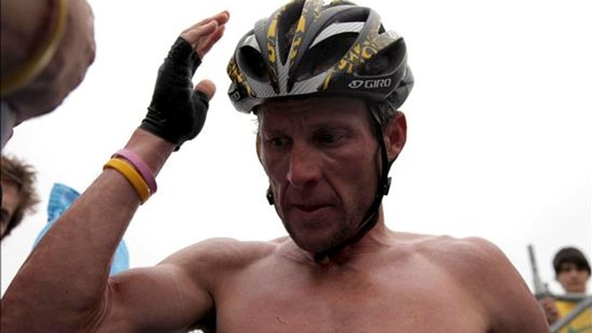Armstrong, ganador del Tour de Francia en siete ocasiones consecutivas, superó un cáncer de testículos hace 10 años. EFE/Archivo