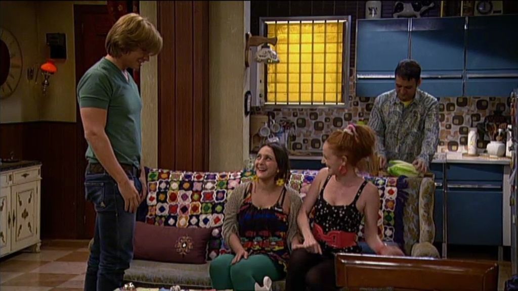 Le pide a Lorena que se vaya con él a cantar a Miami