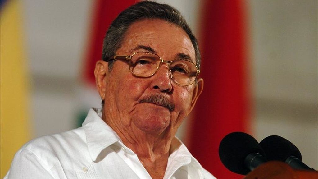 El presidente cubano, Raúl Castro, destacó que la mayor aportación que se puede hacer a la economía del país en el momento actual es eliminar el derroche, sin que ello signifique dejar de prestar servicios sino hacerlos más eficientes y con más calidad. EFE/Archivo El presidente cubano, Raúl Castro, destacó que la mayor aportación que se puede hacer a la economía del país en el momento actual es eliminar el derroche, sin que ello signifique dejar de prestar servicios sino hacerlos más eficientes y con más calidad. EFE/Archivo