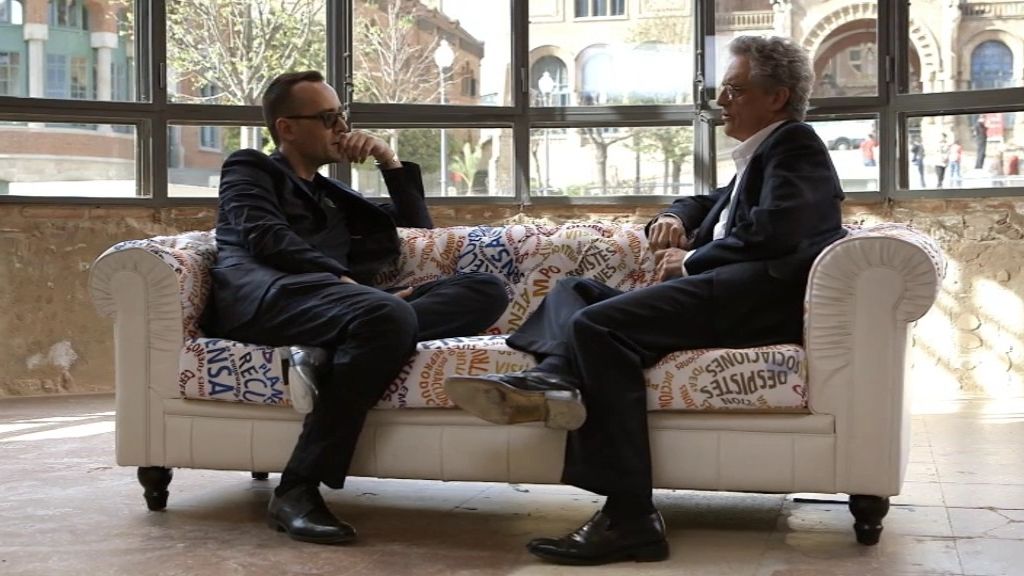 El psiquiatra charla con el publicista