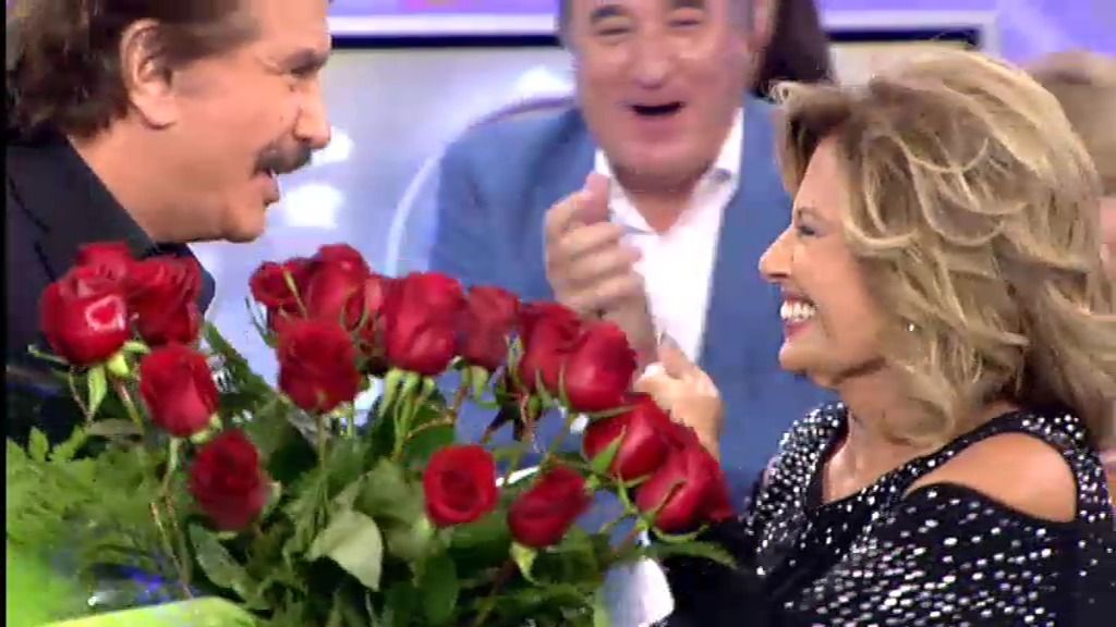 Bigote Arrocet sorprende a María Teresa Campos