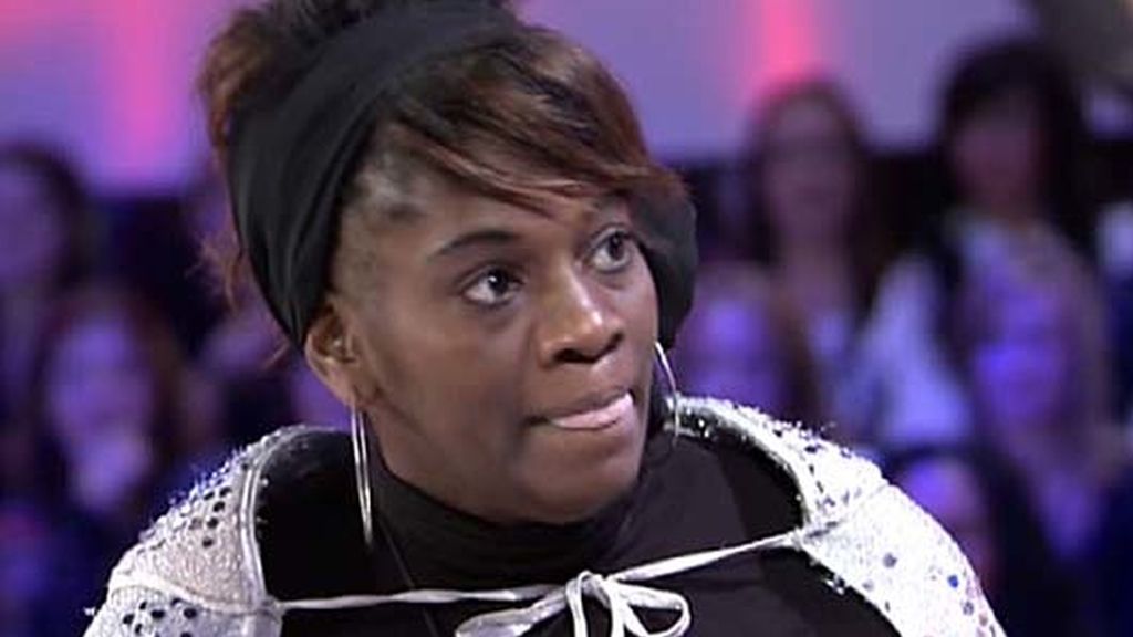 Las caras de la expulsión de Carolina