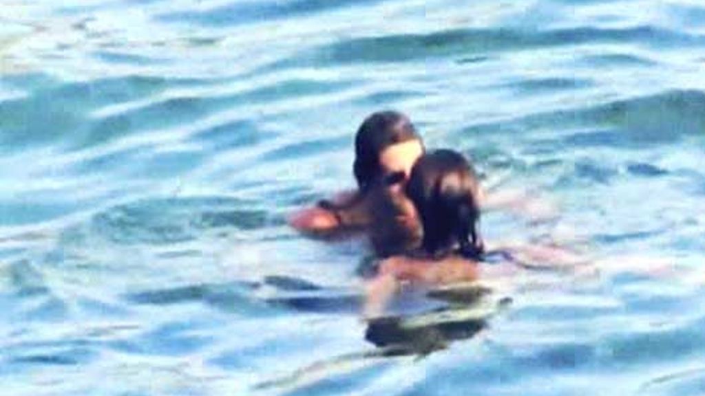 María José Suárez disfruta de su nuevo novio bajo el sol de Ibiza