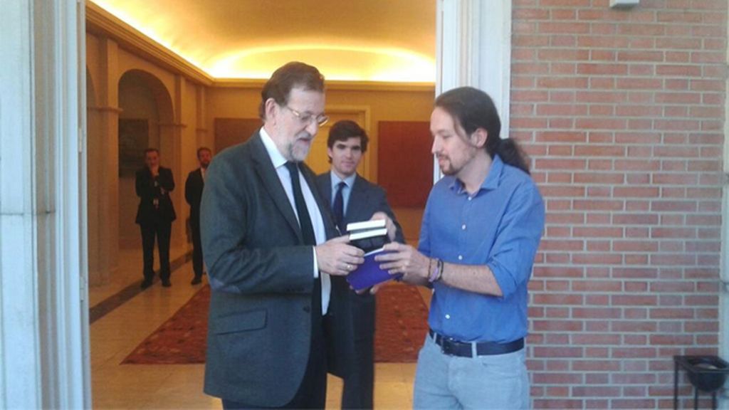 El secretario general de Podemos, Pablo Iglesias, se reúne con Mariano Rajoy