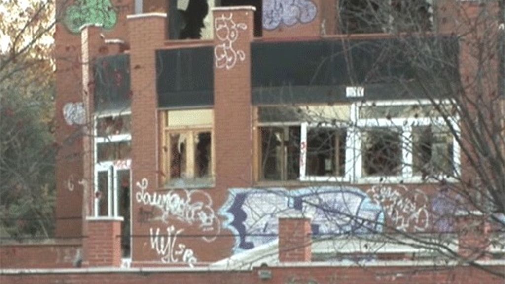 La 'casa de los leones', reventada