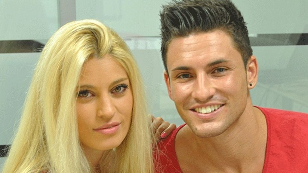 Ainhoa y Víctor visitan telecinco.es