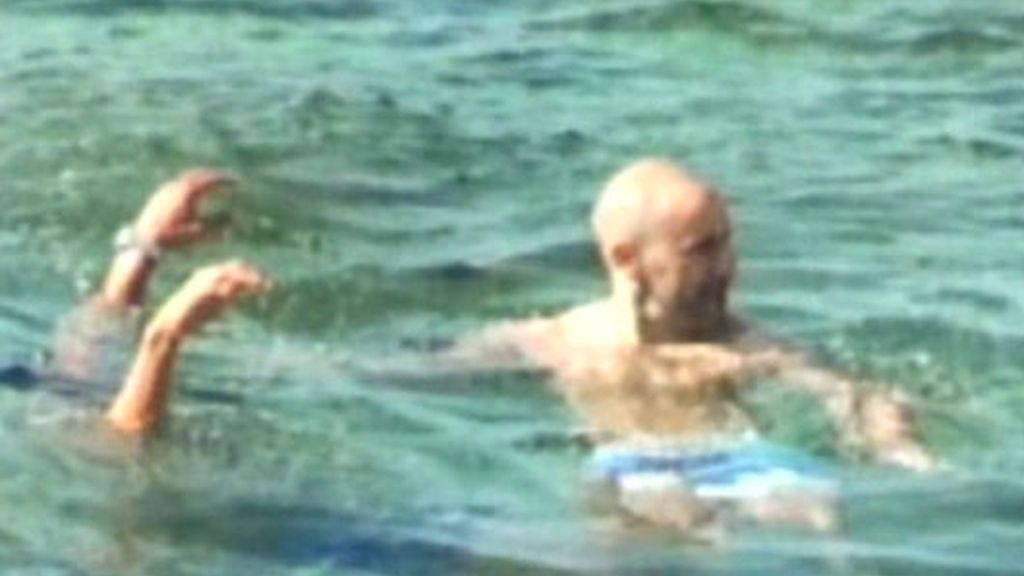 Jesús Vázquez, besos en Ibiza