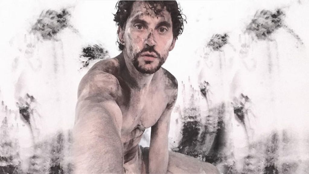 Noviembre: Paco León se hizo este selfie en mitad de una sesión de fotos 😜