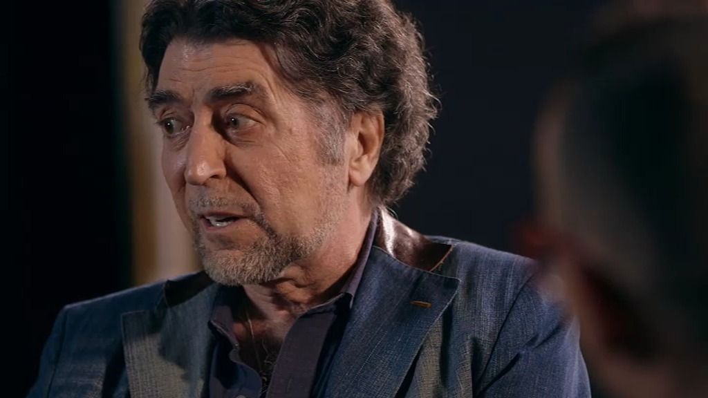 Sabina charla con Risto Mejide sobre un chester