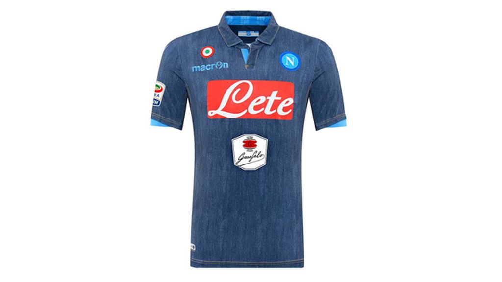 Las camisetas de fútbol más curiosas