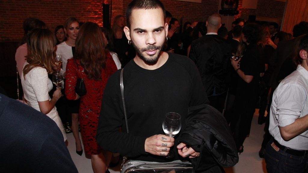 El maquillador Kley Kafe