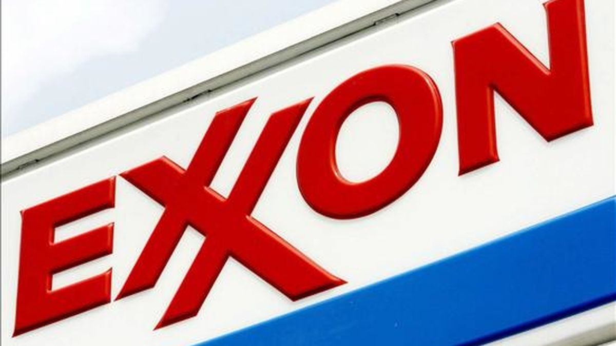 Exxon Mobile, con sede en Texas, facturó el año pasado 442.851 millones de dólares, casi un 19 por ciento más que en 2007. EFE/Archivo
