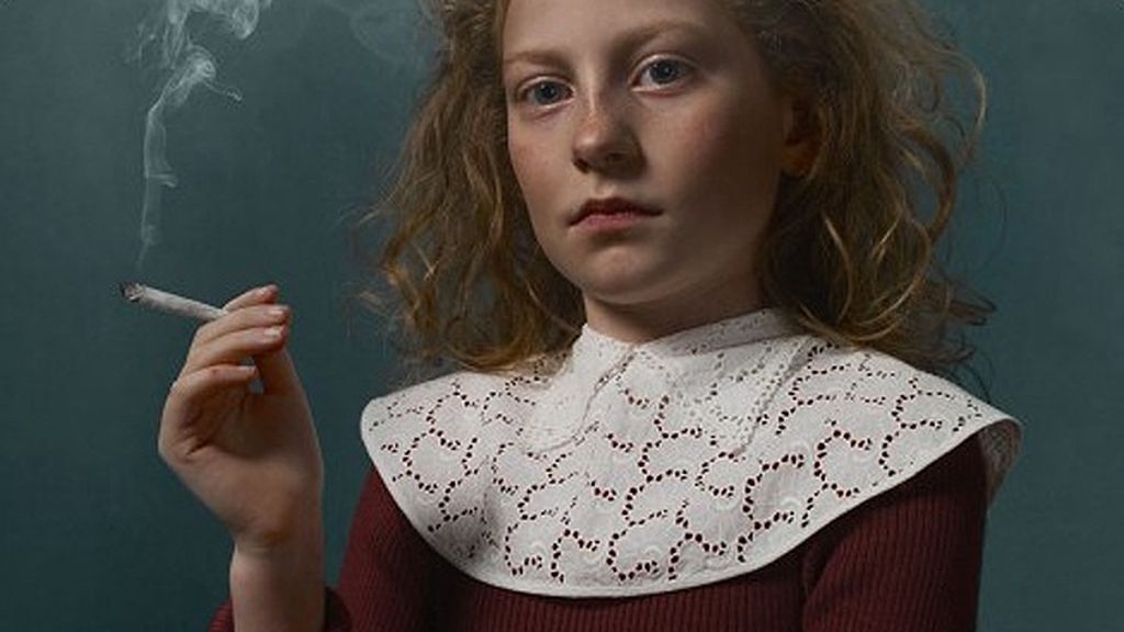 La fotógrafa belga Frieke Janssens impacta pero no acierta