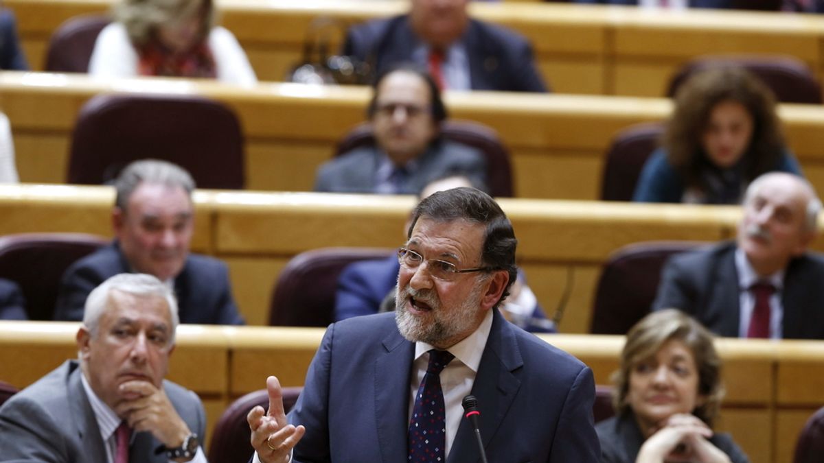 Mariano Rajoy responde a la oposición en la sesión de control