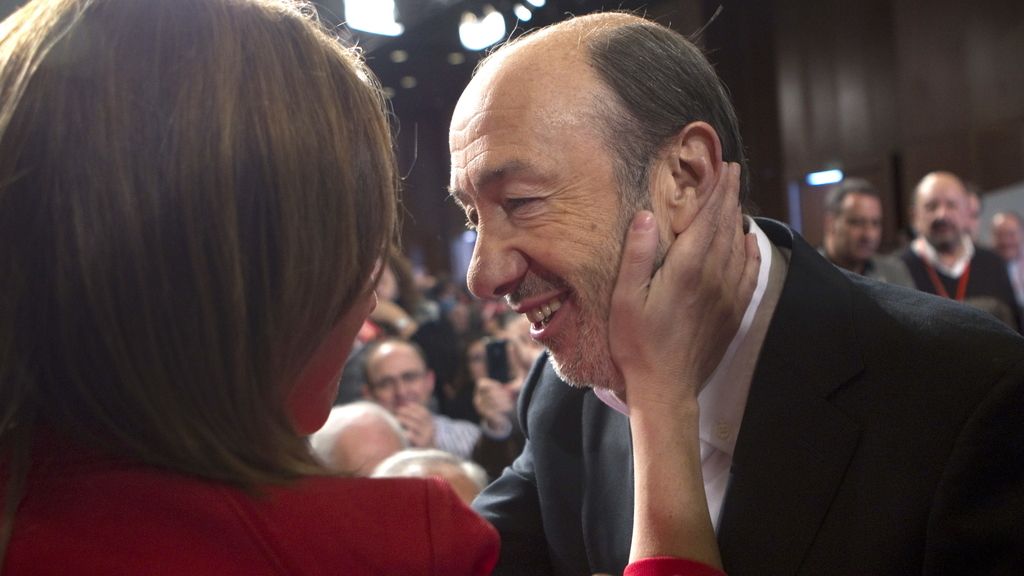 Alfredo Pérez Rubalcaba y Carma Chacón a su llegada al congreso