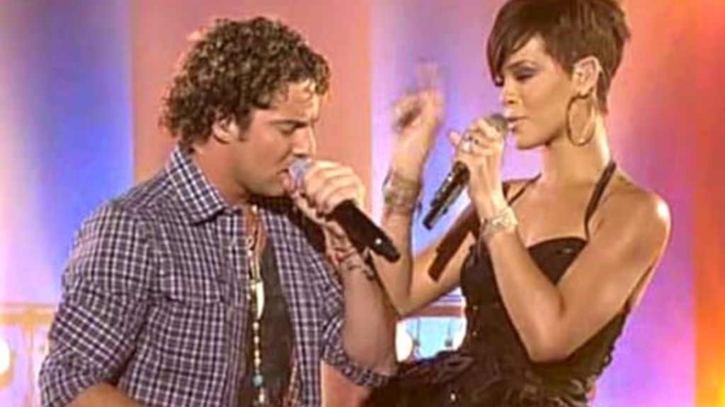 Bisbal y Rihanna actúan en la Gala 13