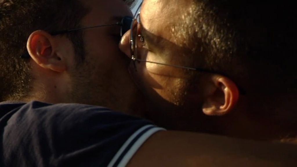 Luis Ángel siente mariposas en el estómago