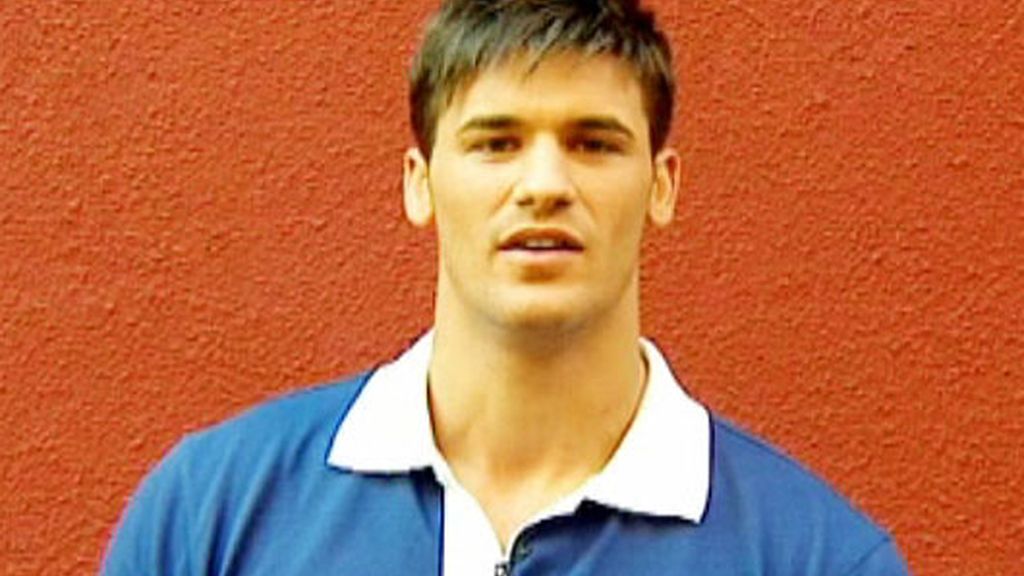 Oliver sorprende a Carmen