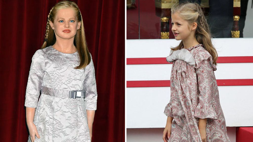 Nueve años: réplica de cera junto a las de sus padres