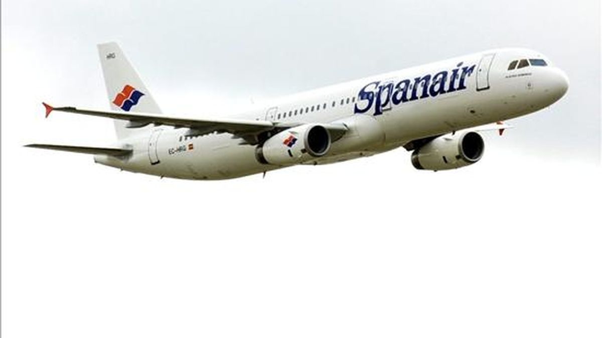 Imagen de un avión de la compañía Spanair. EFE/Archivo