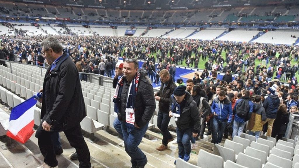 Terror en París por varios ataques simultáneos