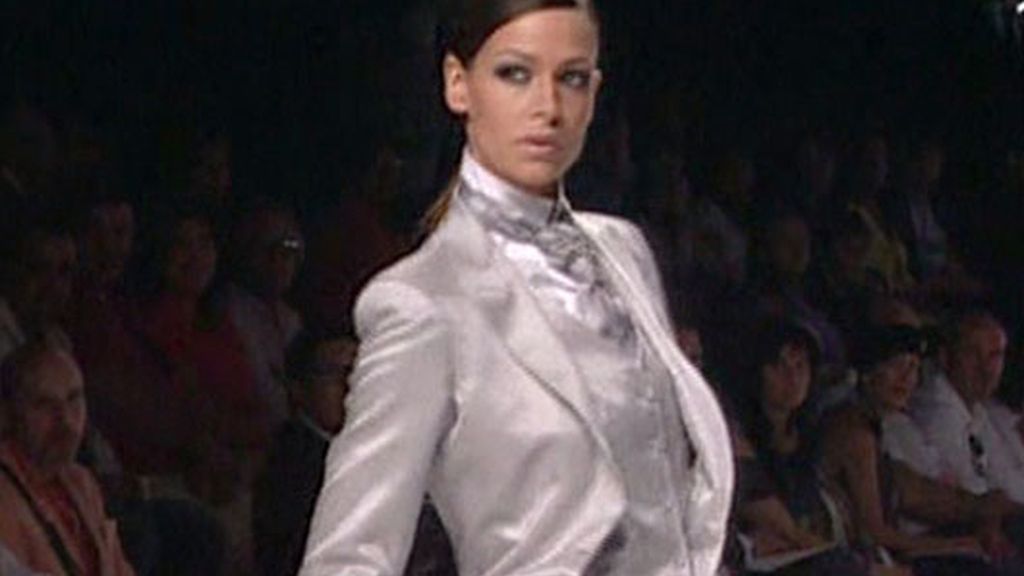 Eva González se viste de novio