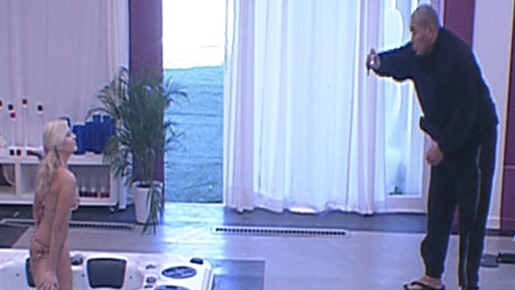 Lydia posa para Byamba