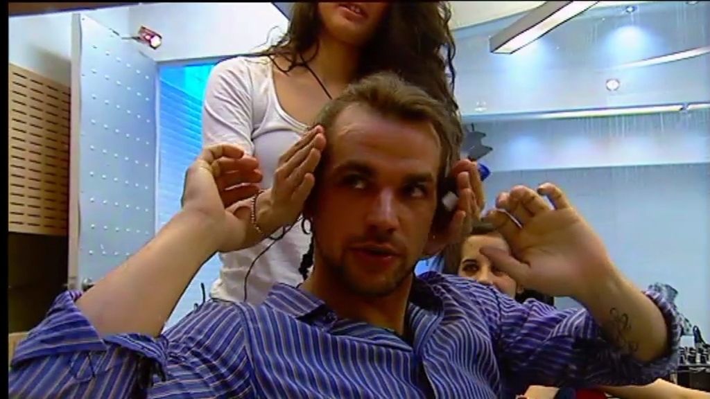 La concursante se decanta por el grupo de Pepe, Sindia y Marta